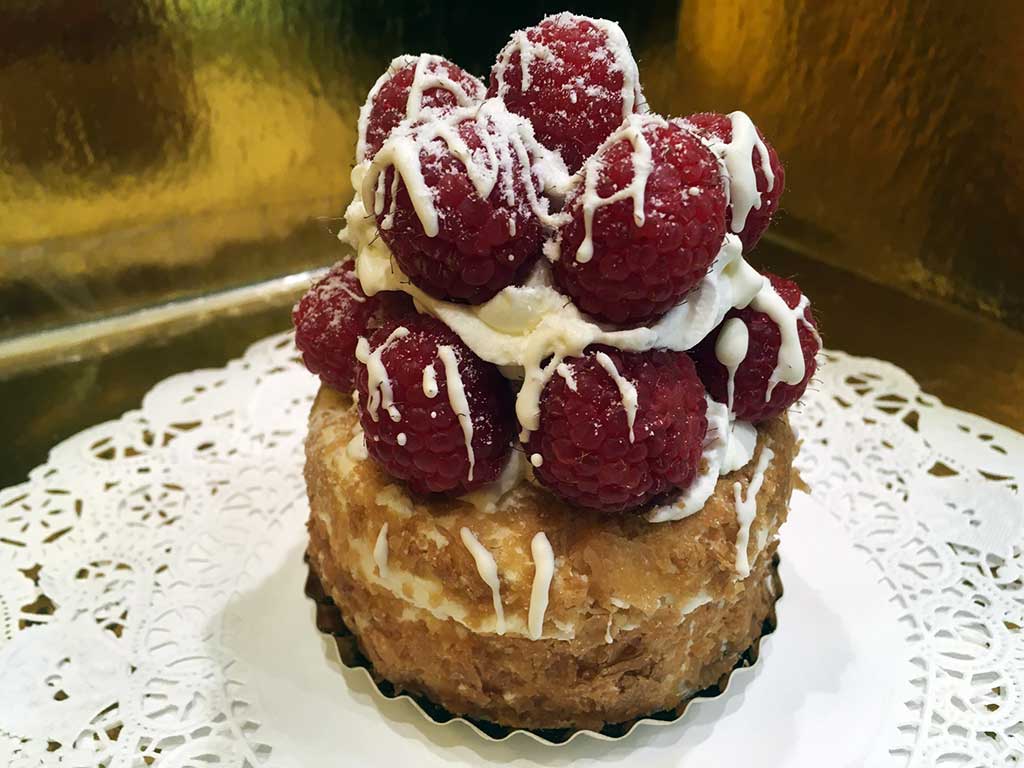Raspberry Cheesecake Individual Tart - dessertsbygerard.com