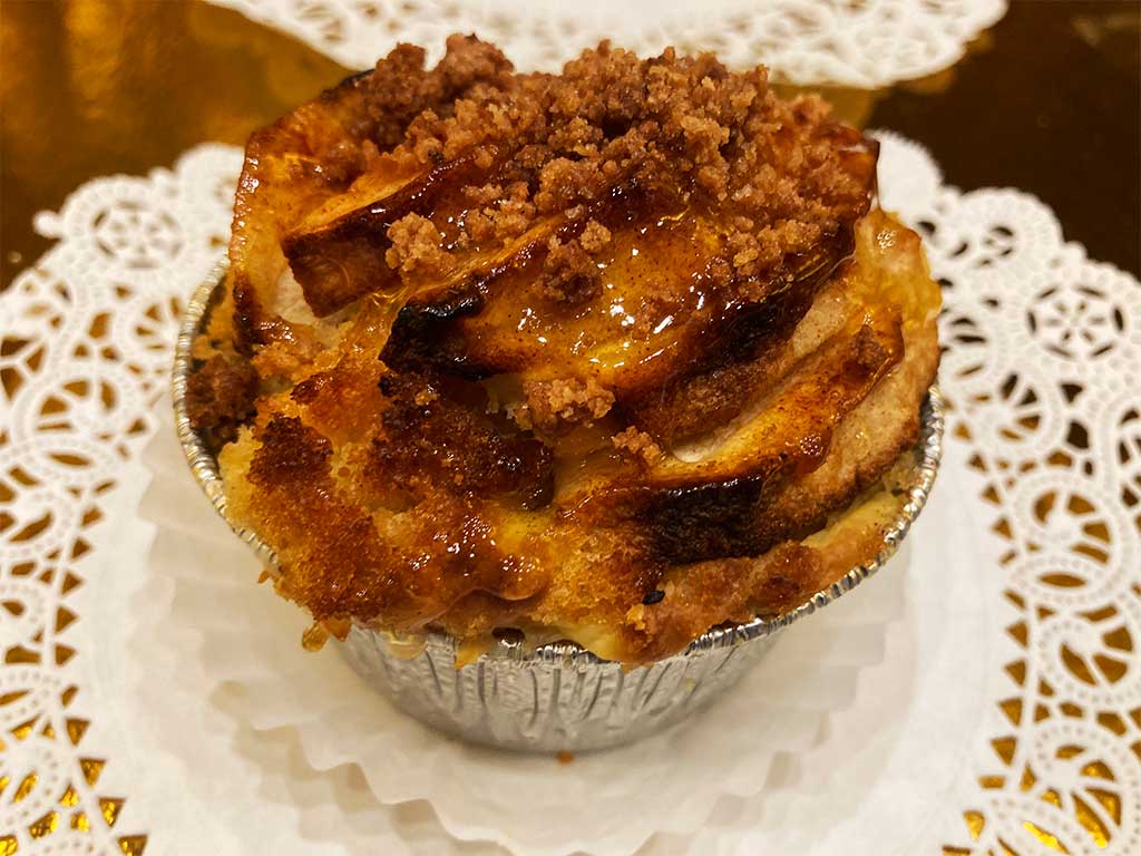 Apple Cobbler Individual - dessertsbygerard.com